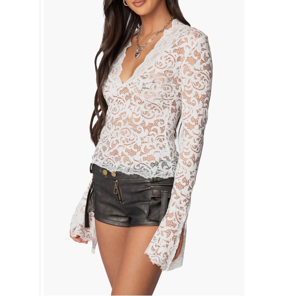 Edikted White Sheer Floral Lace Deep V-Neck Long Flared Sleeve Top Small NEW